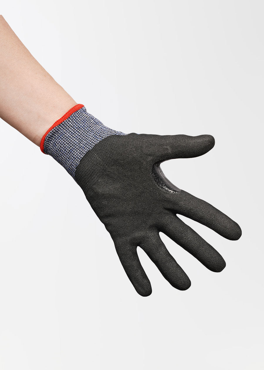 Blue-E cut resistant level E gloves