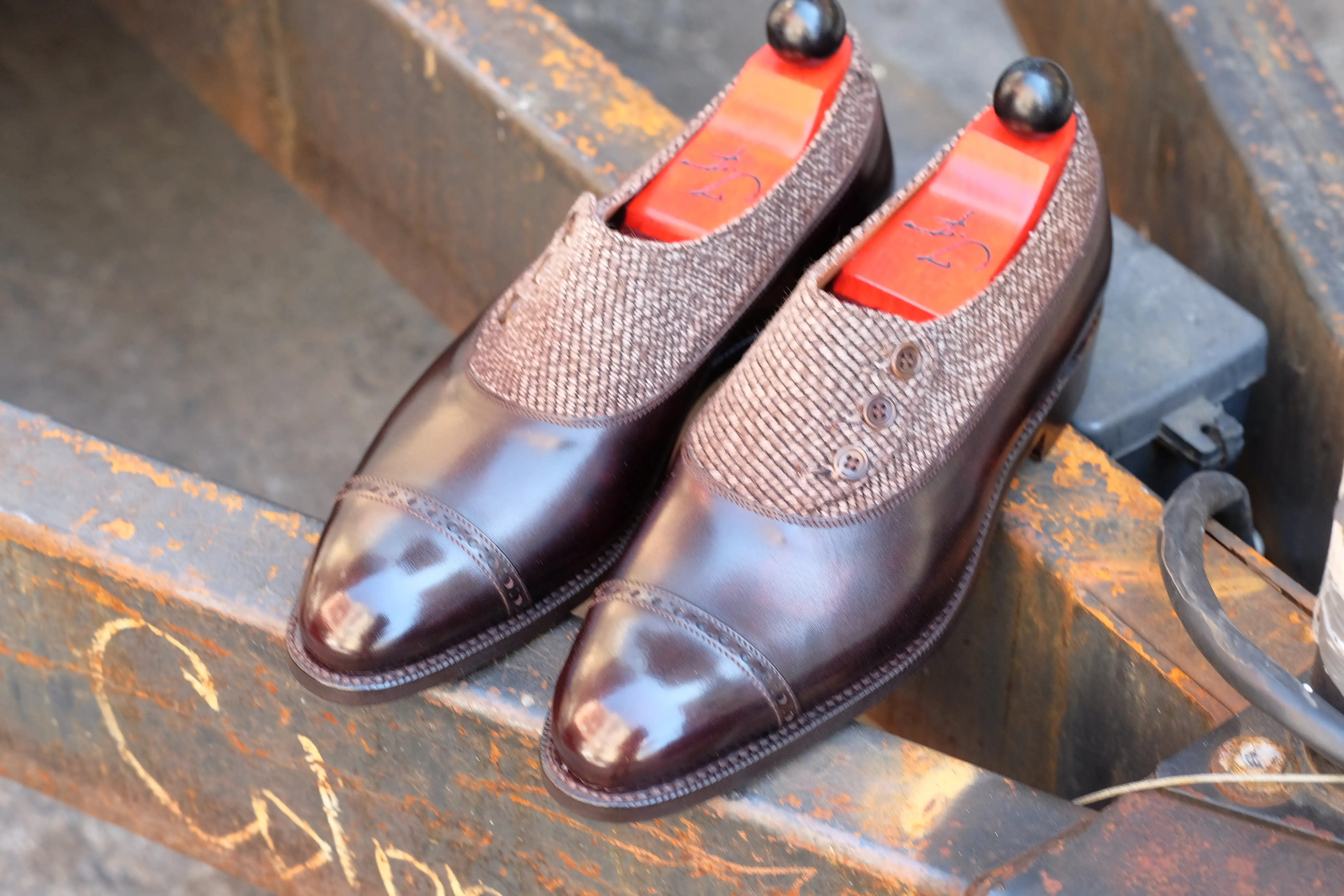 Kingston - MTO - Dark Brown Museum Calf / Brown Poulsbo - NGT Last - Single Leather Sole