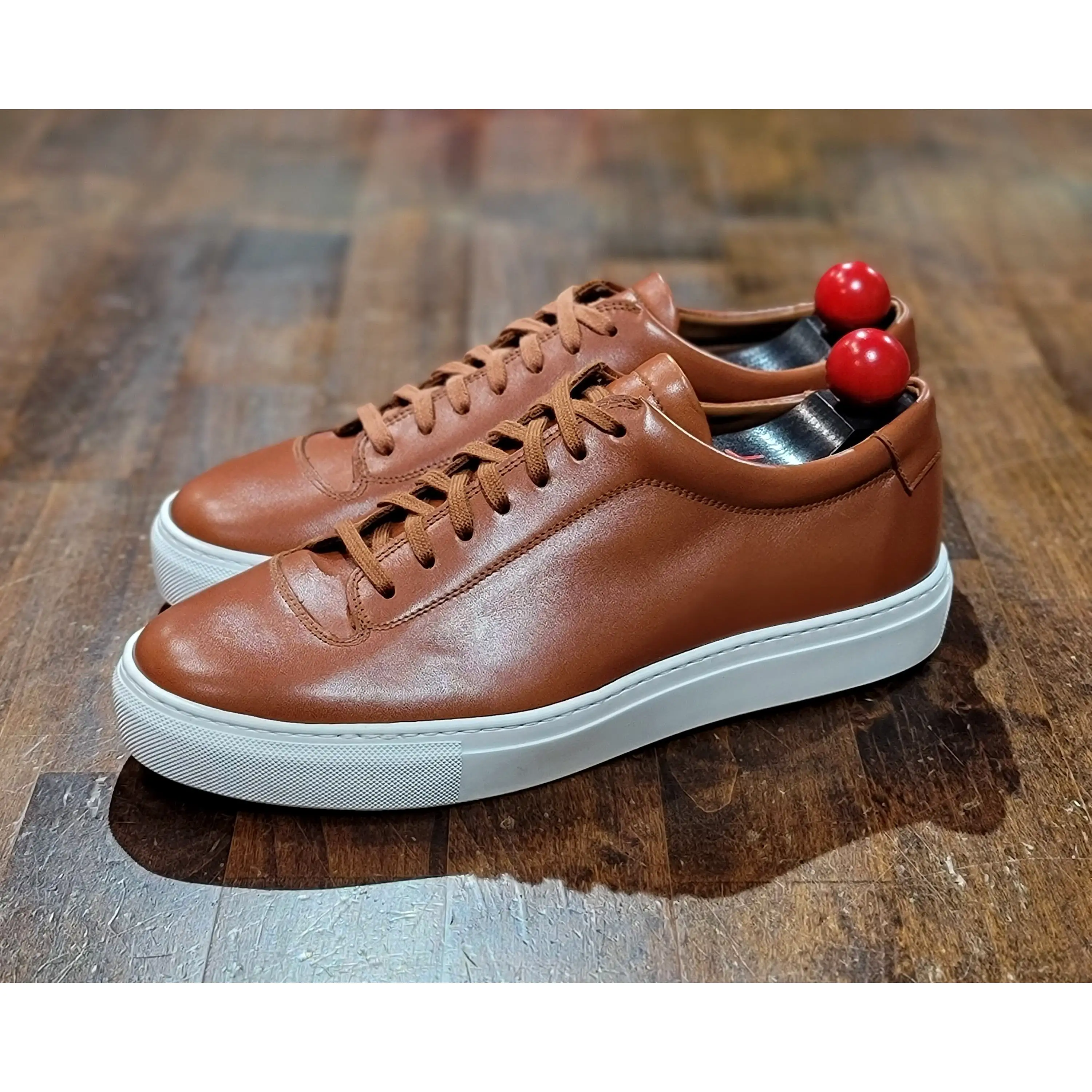 Olympia - Cedar Calf / White Sole