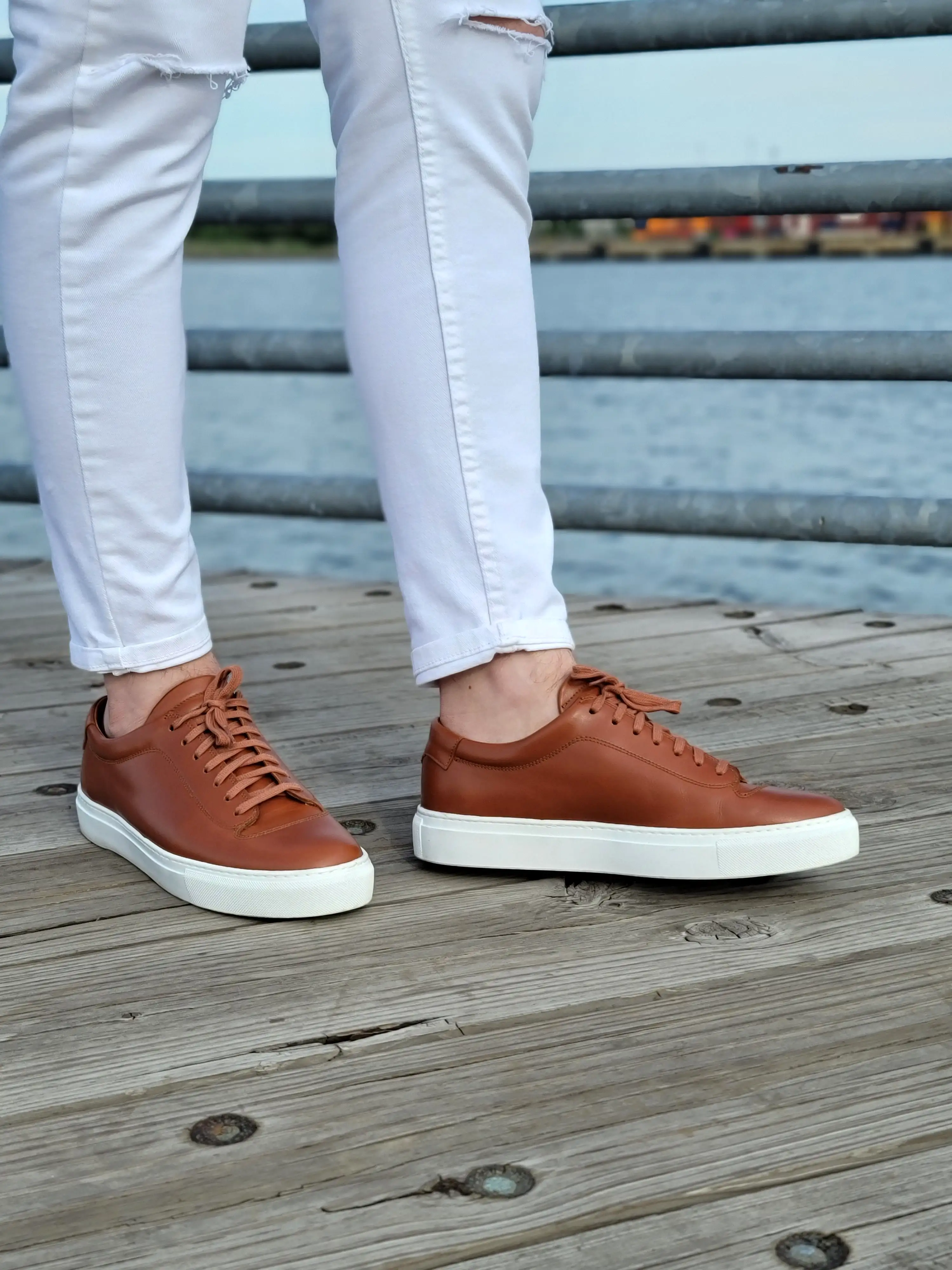 Olympia - Cedar Calf / White Sole