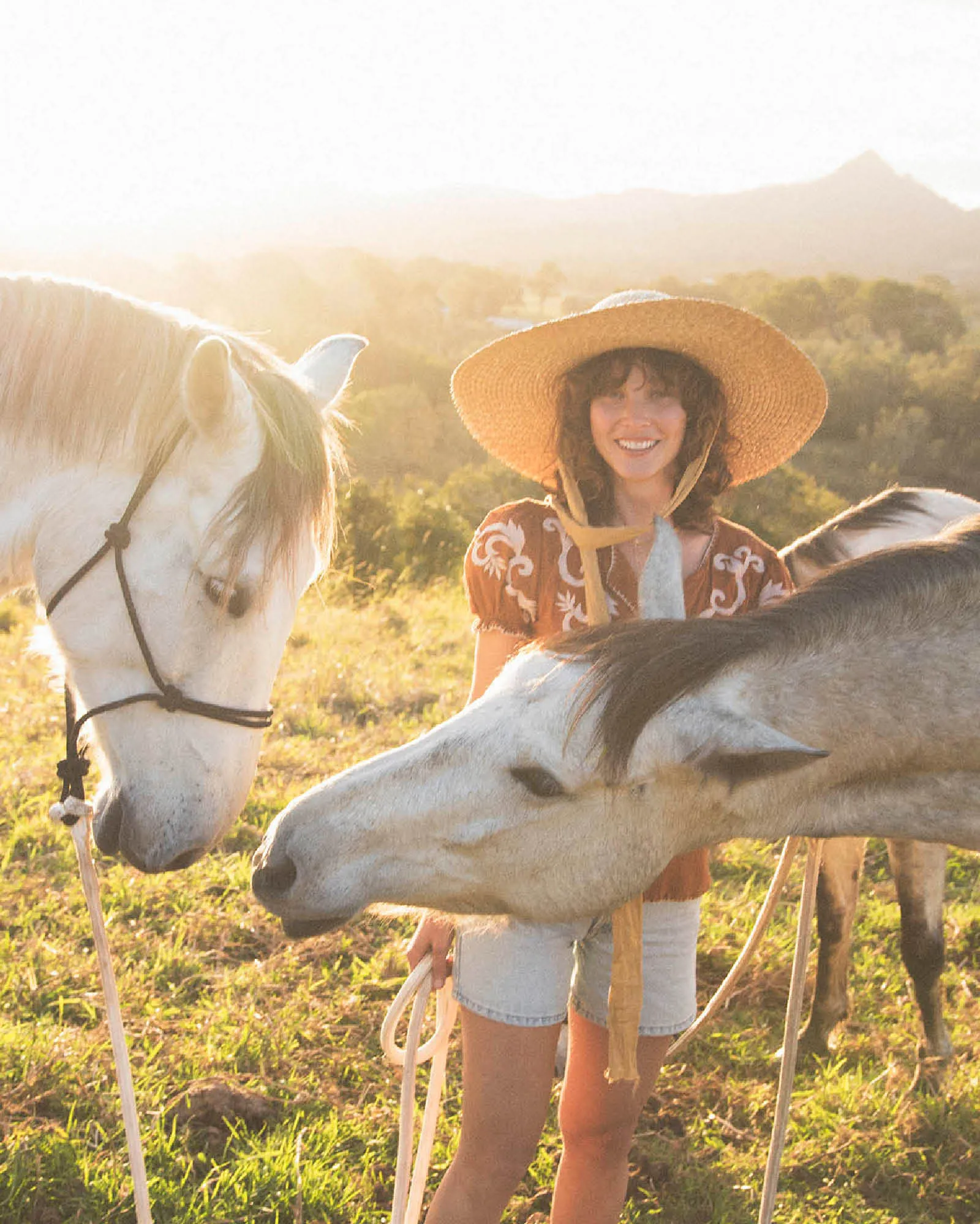 The Meadow Straw Hat - Gold